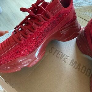 Steve Madden Scarlet Rhinestone Sneakers size 8 excellent